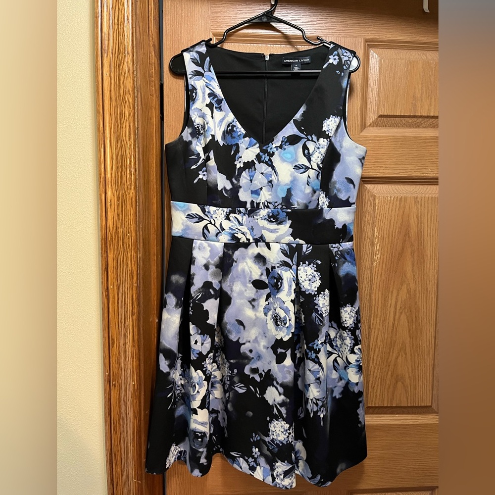 American Living Black, Blue, and White Sleeveless A-Line Midi Dress